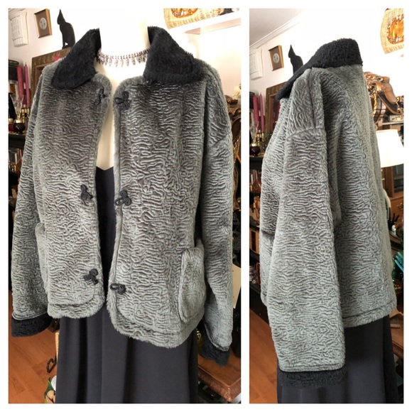 Vintage Sheered Faux Persian Lamb Fur short Jacket - Picture 1 of 7
